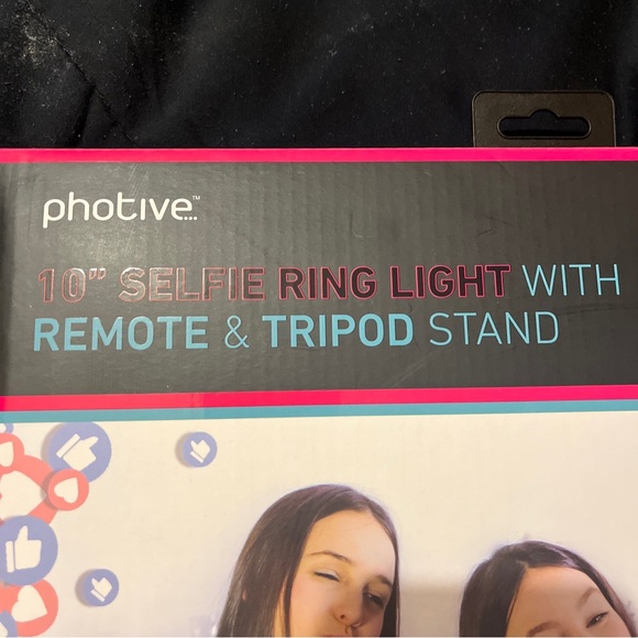 Tripod selfie light with remote - Picture 4 of 13